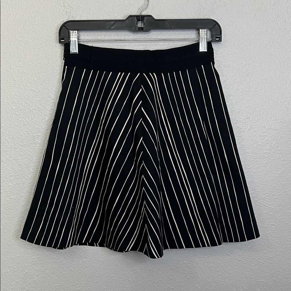 Alice + Olivia Striped Flare Mini Skirt Black/White Size 2